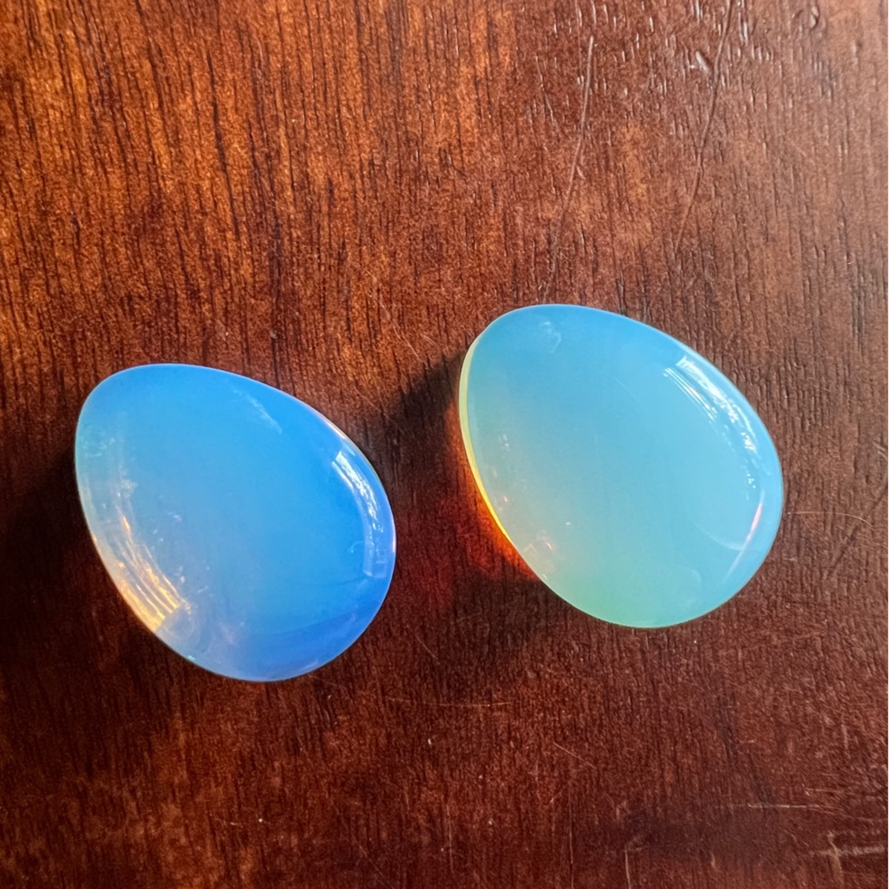 Gorgeous teardrop moonstone gauges! 9/16in